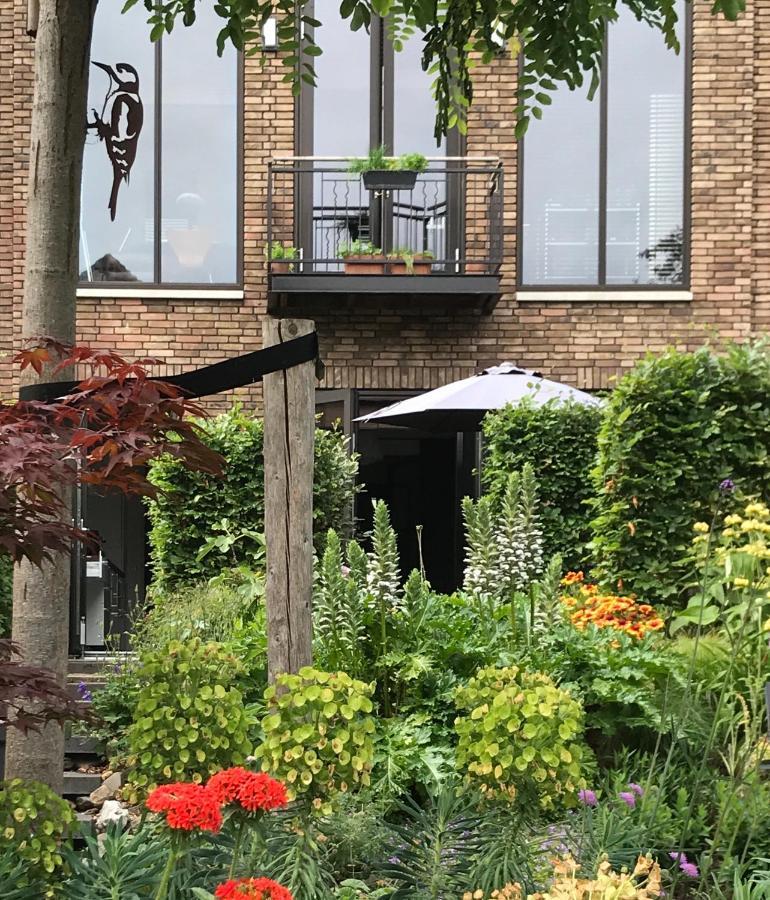 Arthouse Dordrecht Bed & Breakfast Exterior photo