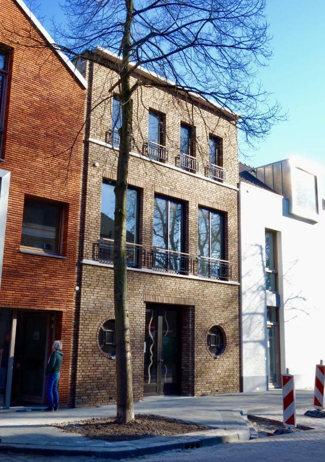 Arthouse Dordrecht Bed & Breakfast Exterior photo